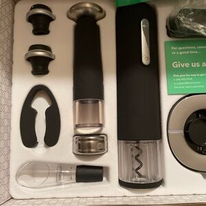 Vremi•Wine O'clock Kit• Mr.Electric Wine Opener & Accessories Kit